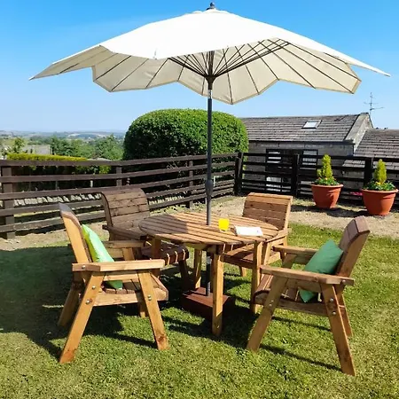 South View Farm 1 Bed * Bradford (West Yorkshire)